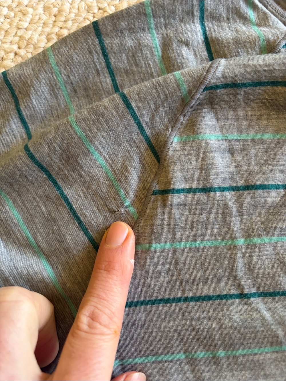 Smartwool Women's Gray Short Sleeve Stripe Tee - Picture 4 of 4